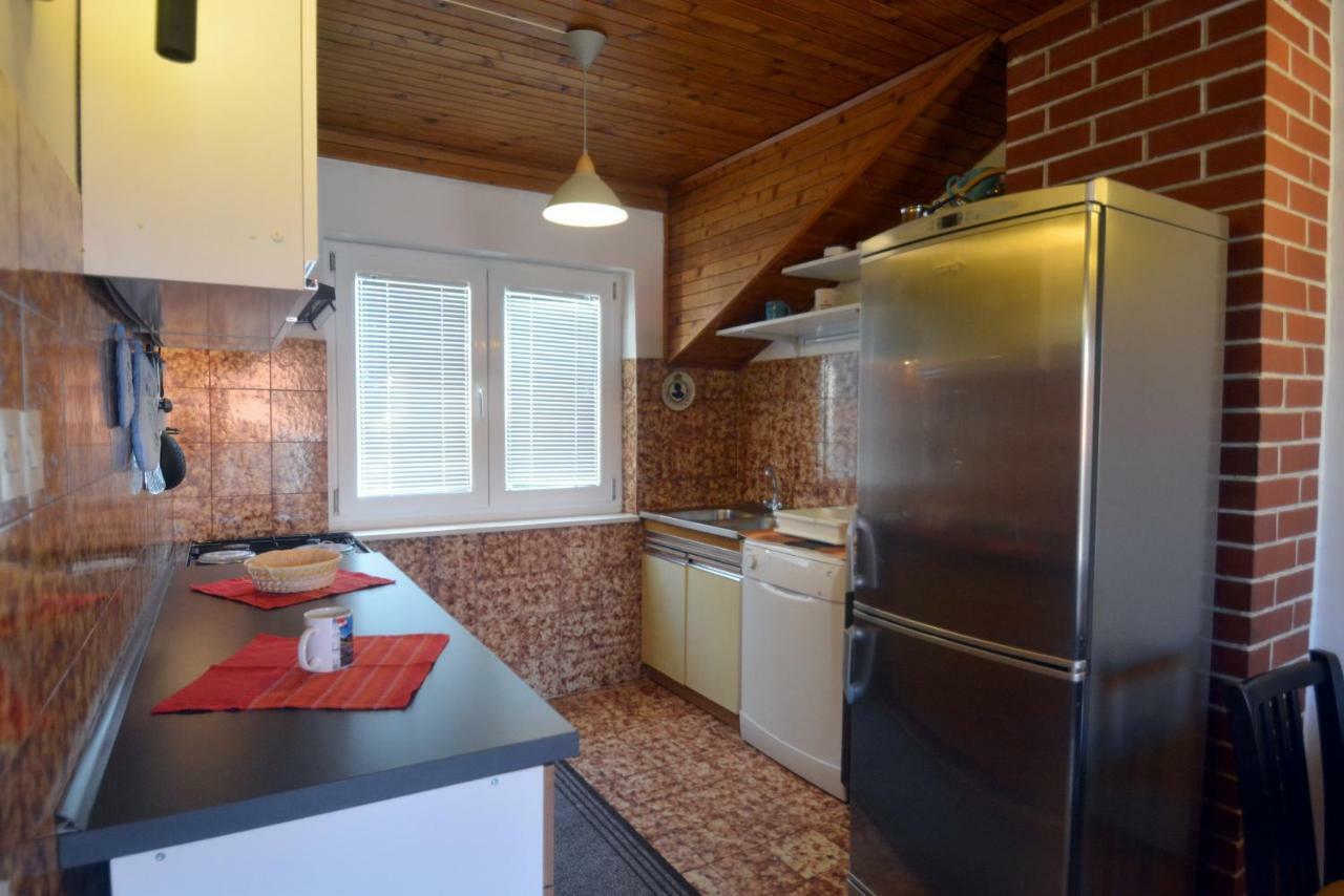 Apartment Mimica-Croatia , Omis , Center 外观 照片
