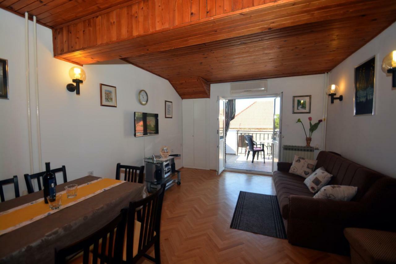Apartment Mimica-Croatia , Omis , Center 外观 照片
